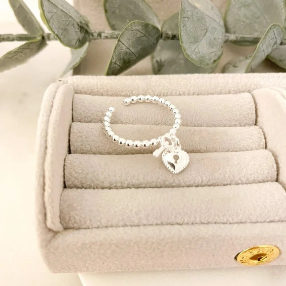 925 Sterling Silver Dangle Heart Lock & Key Ring Cute Dainty Ring Thin Bead Ring - Picture 5 of 7